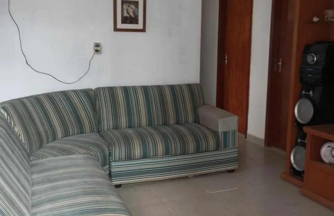 Casa famíliar agradável-1